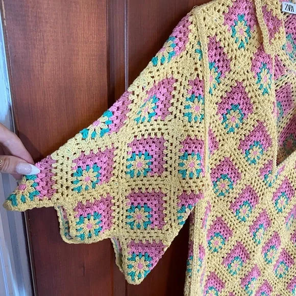 Colorful crochet dress - Picture 4 of 6